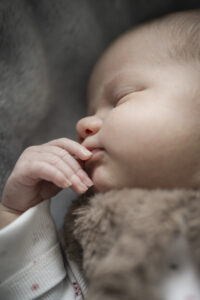 Newbornshooting Detailaufnahme Babyhand